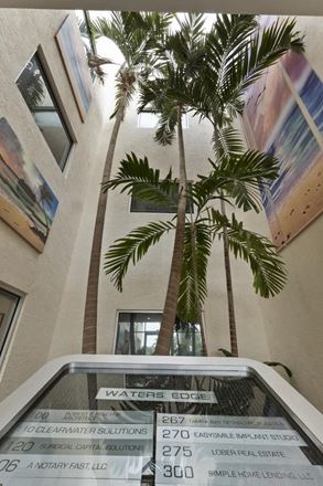 Water's Edge Office Center