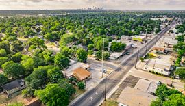 1006 West Ave
