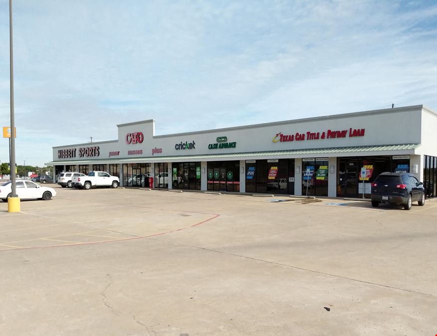 Mexia Plaza Shopping Center