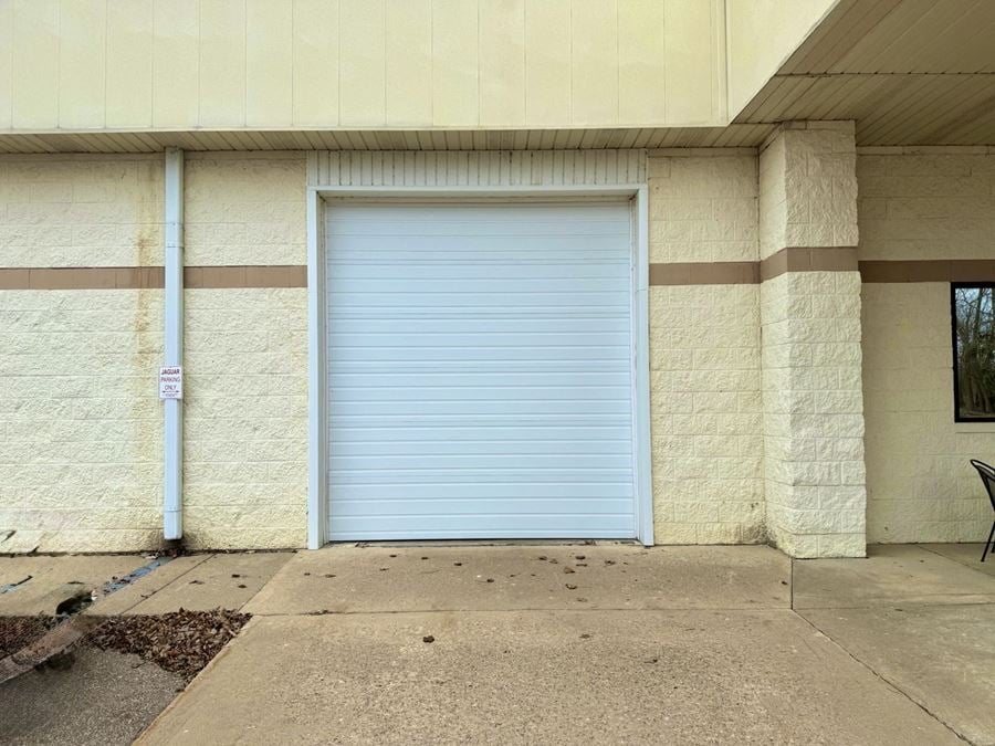 Office Flex Warehouse in Williamston