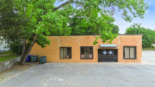 Office Space for Lease – 929 University Avenue