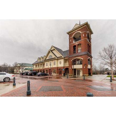 GA, Conyers - Corner Market at Almand Creek