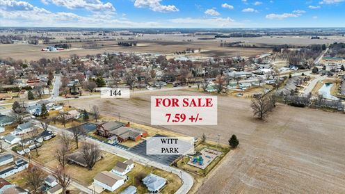7.5+/- Acres in Johnson County