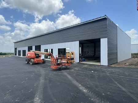 Industrial space for Rent at 6420 Farm to Market Road 1102 in New Braunfels