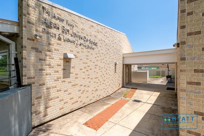1125-B Spa Rd