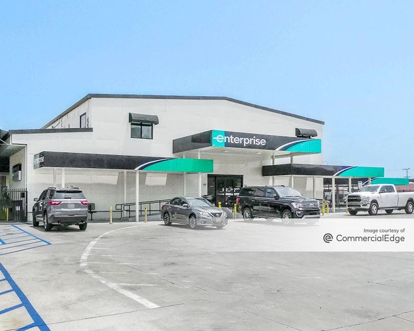 8734 Bellanca Avenue, Los Angeles retail Space For Lease