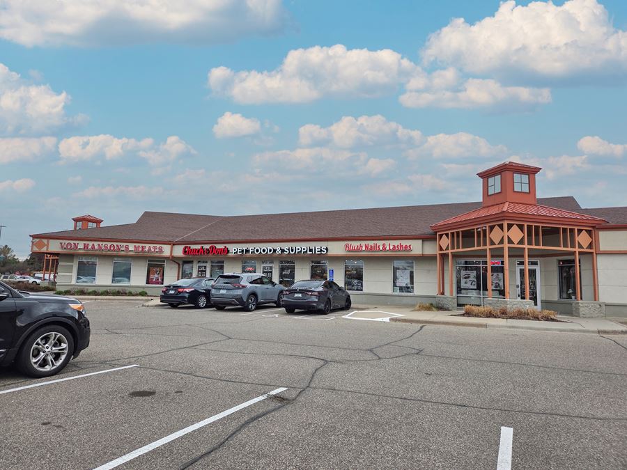 North Oaks Village Center
