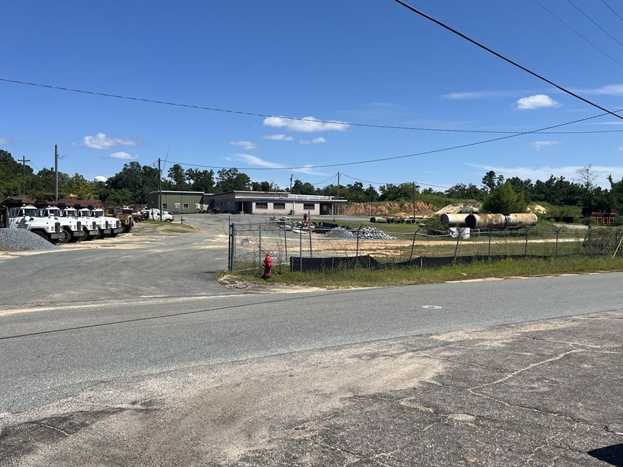 10 Acre Commercial Property with Office/Shop in Marianna, FL