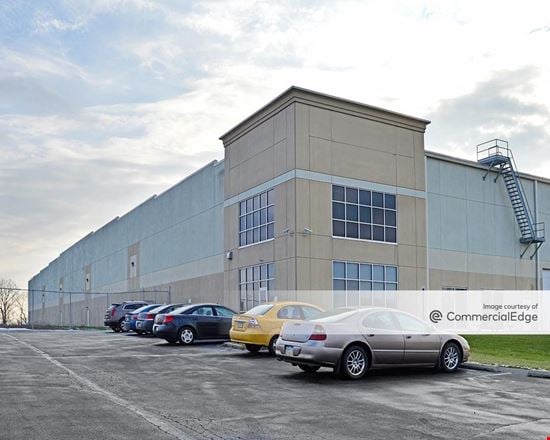 Turnpike Distribution Center
