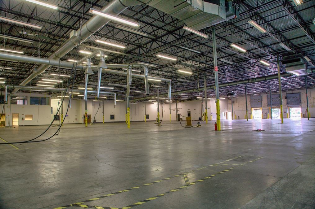 2950 Colorful Ave, Unit 102