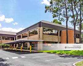 Barkers Point Plaza