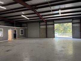 Warehouse Small Bay Available - US Hwy 441 Corridor