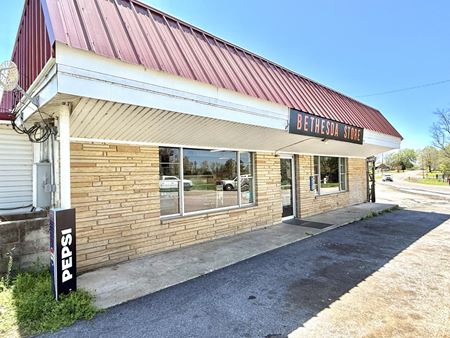 Photo of commercial space at 6435 Bethesda Ln in Batesville