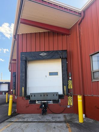 Industrial/Food Processing Warehouse & Distribution Facility