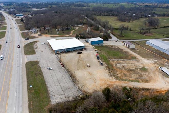 3711  N US Hwy 63