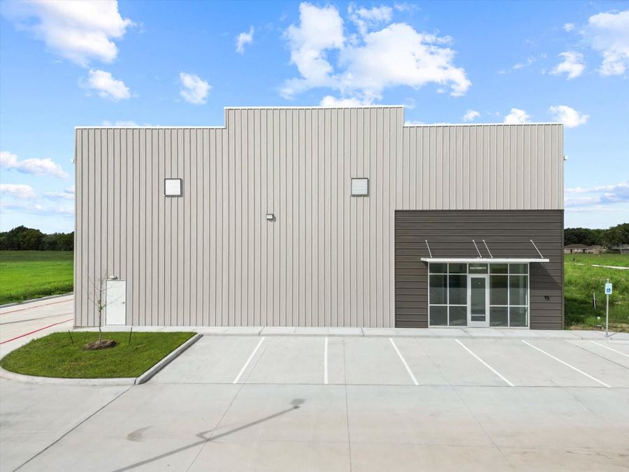 Rosenburg, TX Warehouse for Rent - #1554 | 1,500-19,000 sq ft
