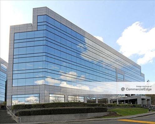 Alderwood Business Center