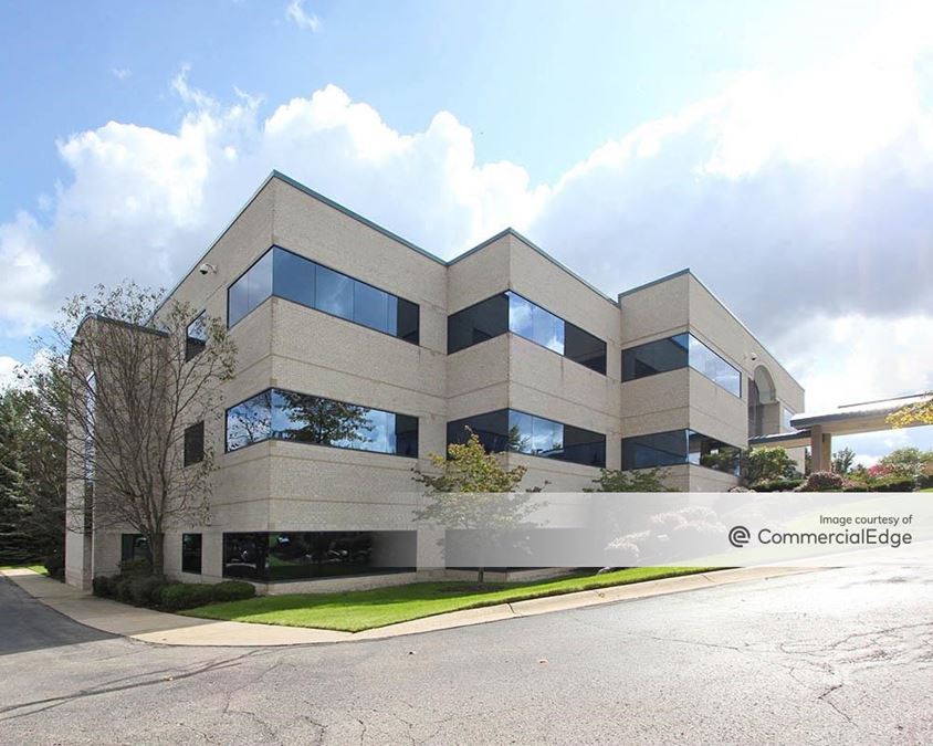 770 Kenmoor Avenue SE, Grand Rapids - Office Space For Lease