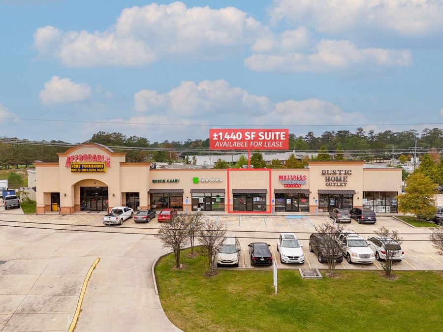 Suite Available for Lease in Highly-Visible Retail Center