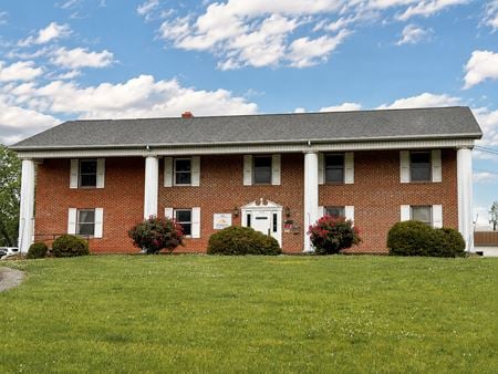 Office space for Rent at 5021-23 E. Trindle Road in Mechanicsburg
