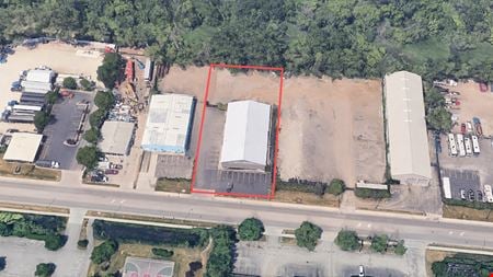 Photo of commercial space at 270 Willard Avenue in Elgin