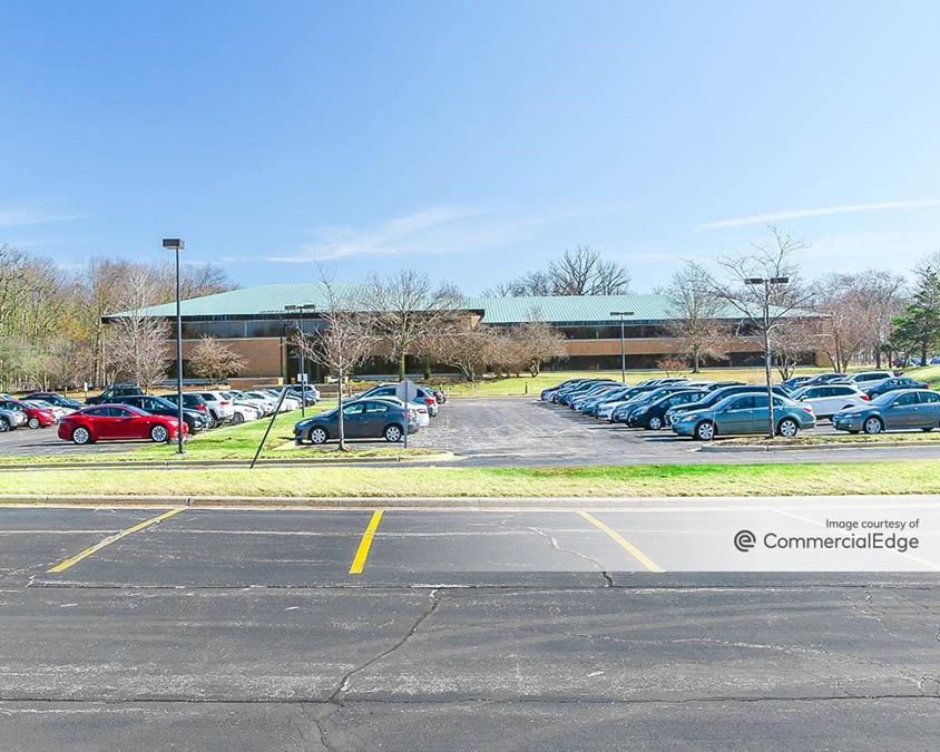 2700 Lake Cook Road, Riverwoods, IL 60015