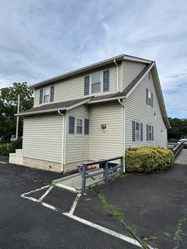 124 Medford Ave