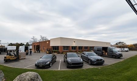 Industrial space for Rent at 10 Aerial Way in Syosset