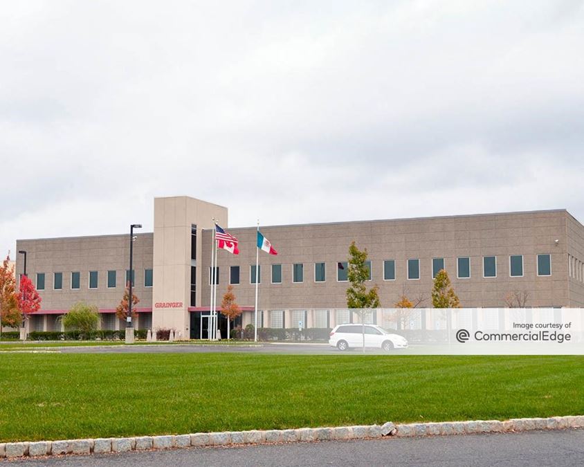 18 Applegate Drive, Robbinsville Industrial Space For Lease