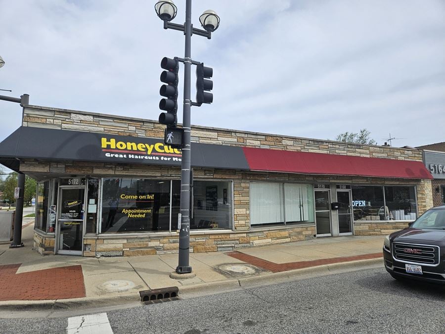 Downtown Oak Lawn 3-Unit Retail