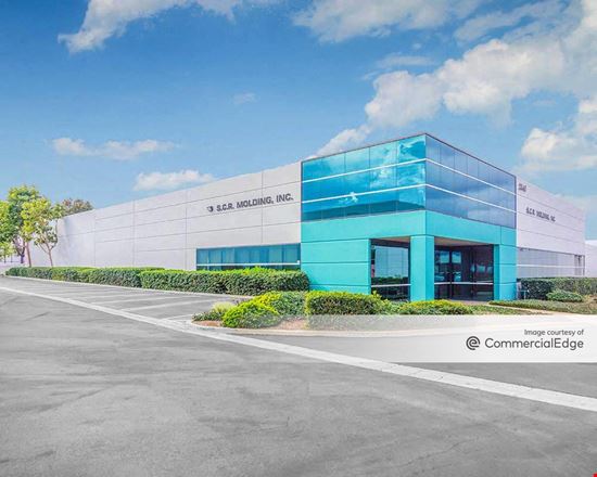 Corona Business Center