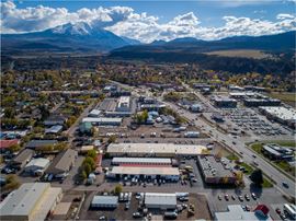 813-826 Colorado 133