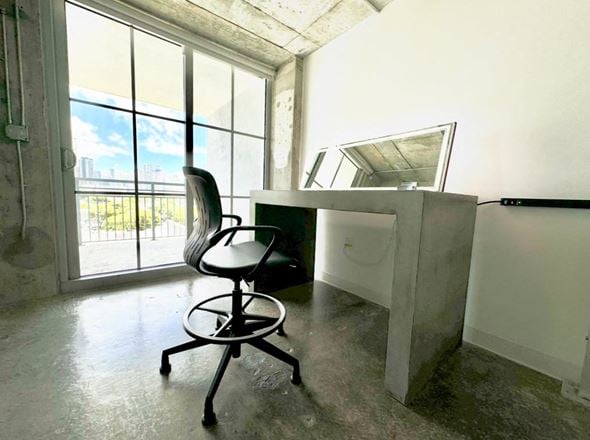 Crysp Studio