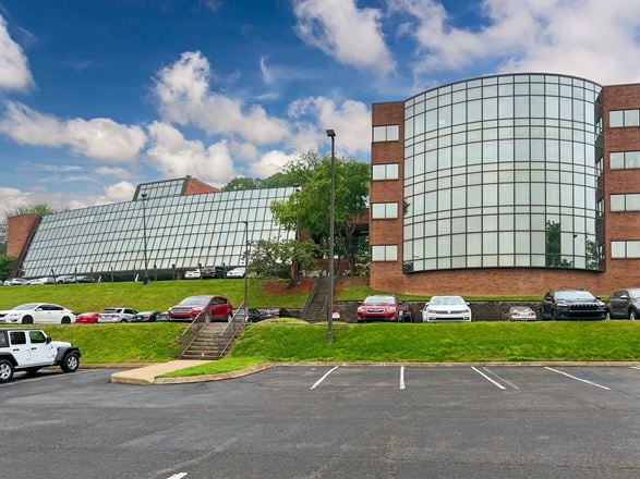 Regus - Brentwood - Summit View Drive
