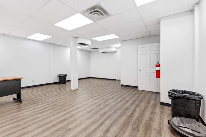 155 Terence Matthews Crescent unit 1&8