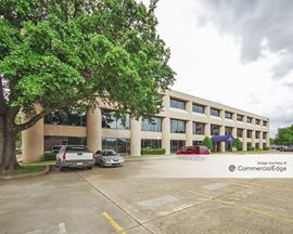 990 North Corporate Drive