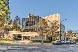 1670 Riviera Ave