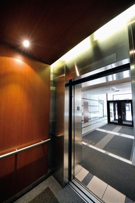 301      Space Photo Gallery 5