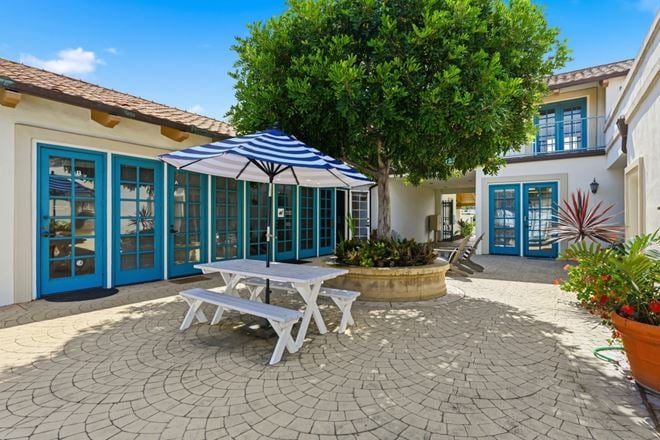 Capistrano Business Plaza