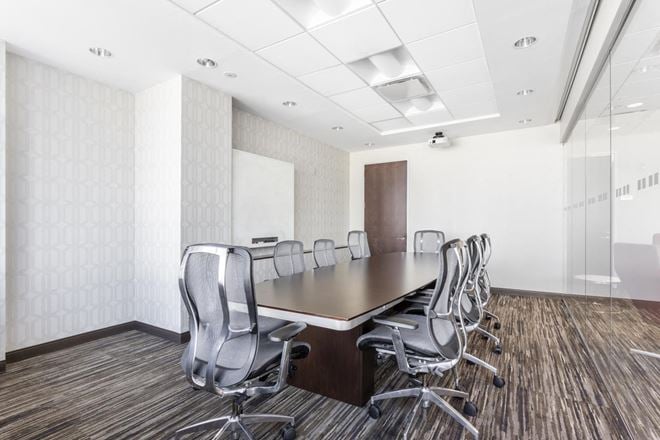 Regus - Miami - Wells Fargo Plaza