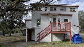 For Sale or Lease | 33,744± SF in 12 Freestanding Buildings