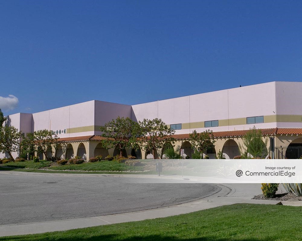 14350 Cherokee Pl, Chino, CA 91710-5519