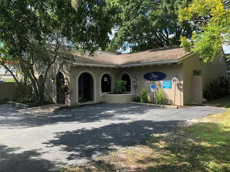 Office space for Rent at 2015 Fruitville Rd in Sarasota