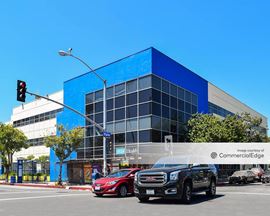 2825 Santa Monica Blvd