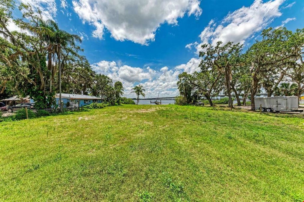 Rare Waterfront Development Site at I-75 / 301 Exit!