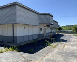 76 Hilltop Village Ctr Dr