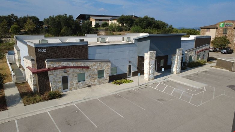 1602 N Ranch Road 620