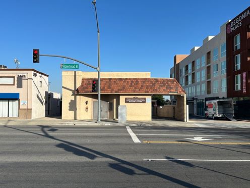 5602 Rosemead Blvd