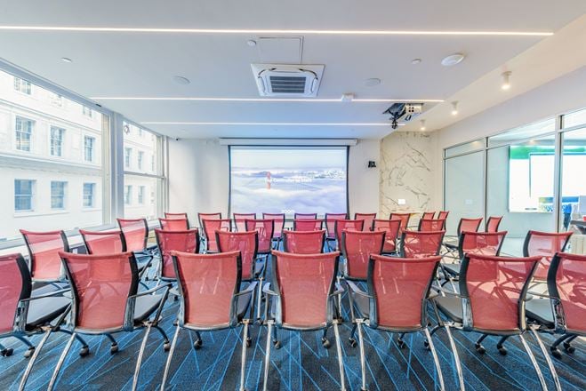 Jay Suites - Jay Conference Empire