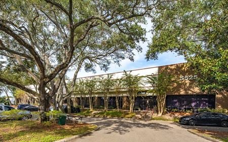Industrial space for Rent at 5525 Johns Rd in Tampa